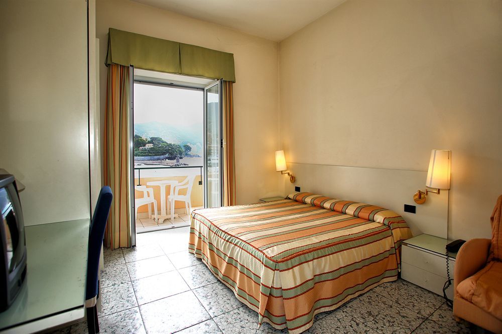 Hotel Elena Recco Esterno foto