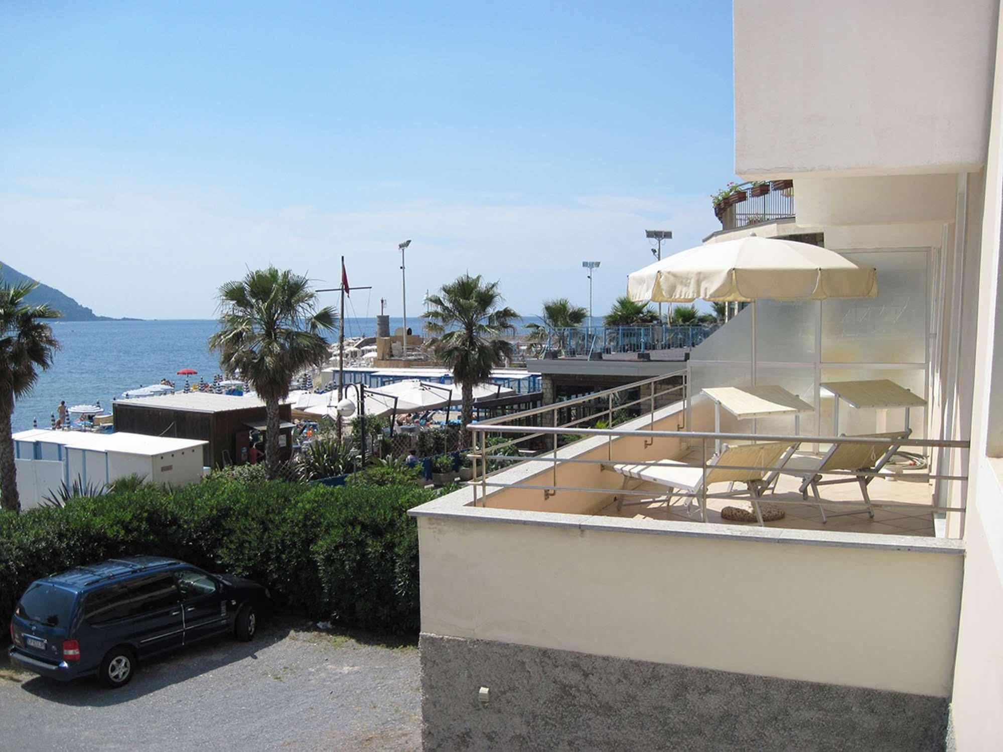 Hotel Elena Recco Esterno foto