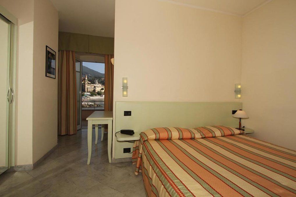 Hotel Elena Recco Esterno foto