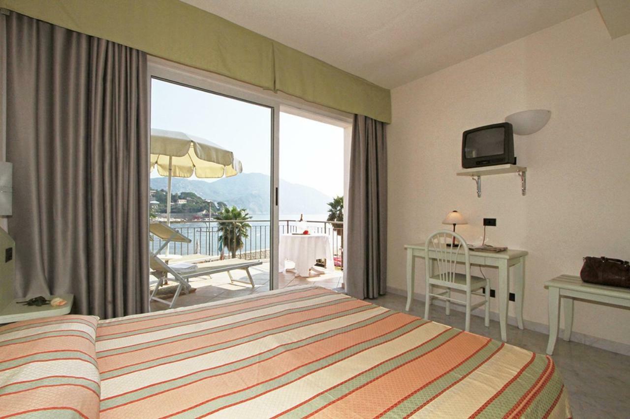 Hotel Elena Recco Esterno foto